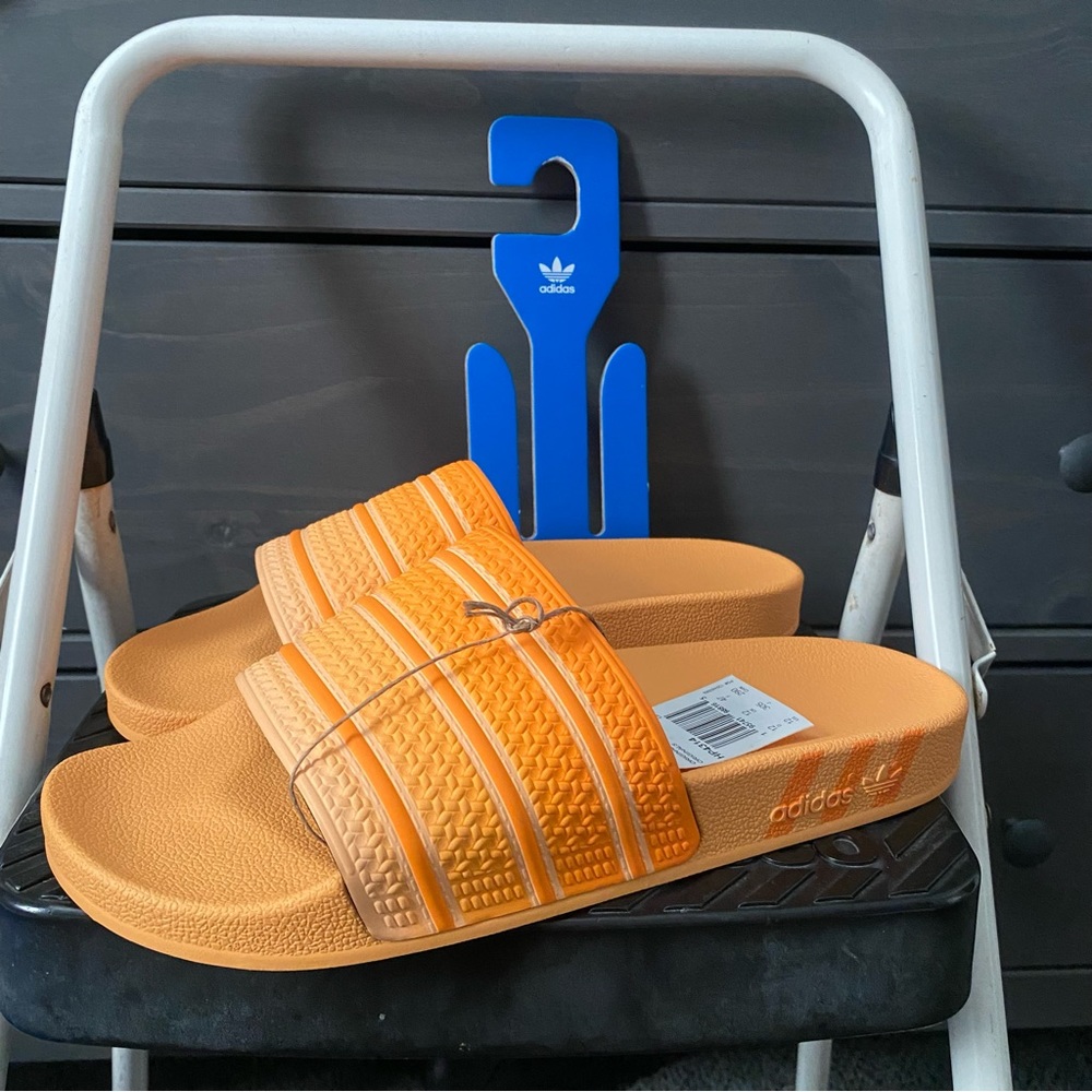 Adidas originals Adilette Casual Sports Slippers Orange Yellow Men Sz 12 HP4314